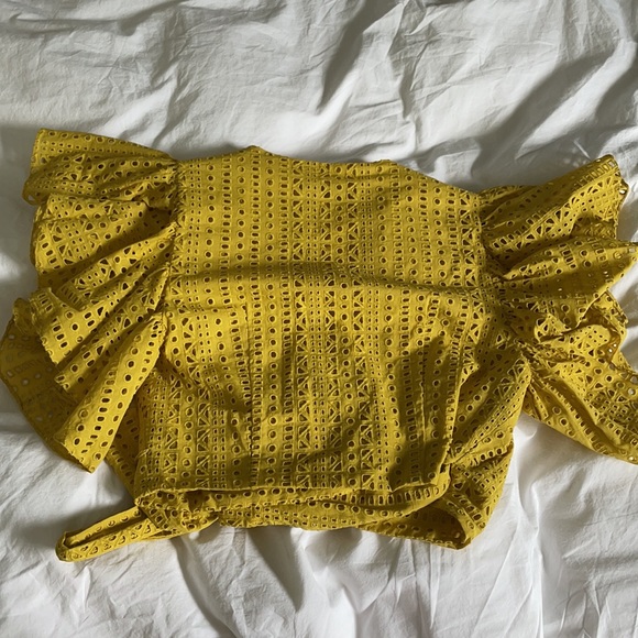 Zara Yellow eyelet wrap top - Picture 4 of 4
